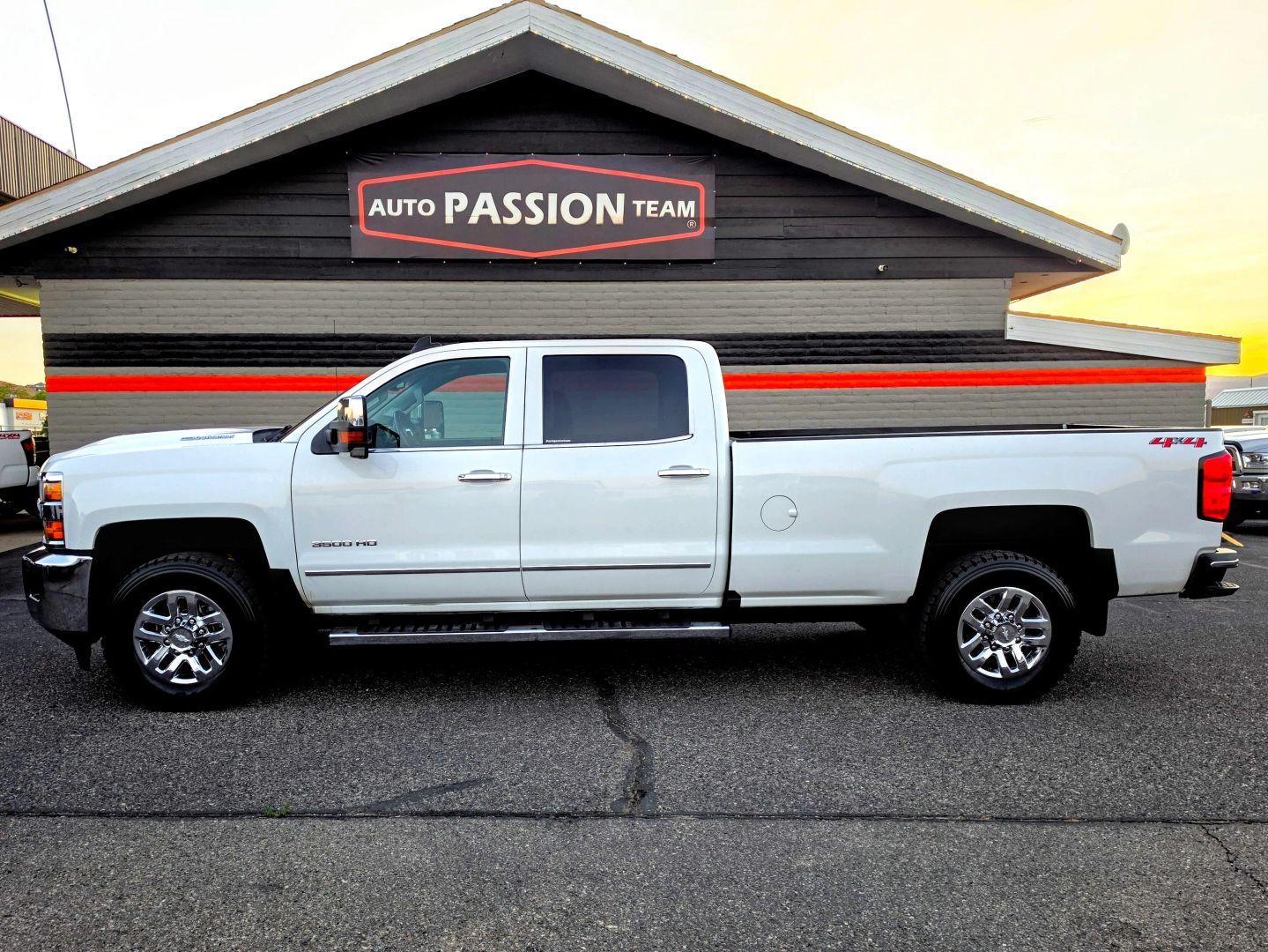 chevrolet silverado 3500hd 2018 1GC4K0CYXJF196377 image chevrolet silverado 3500hd 2018 1GC4K0CYXJF196377 image